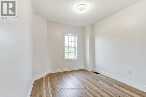 244 Glenashton Drive, Oakville, ON - Indoor Photo Showing Other Room