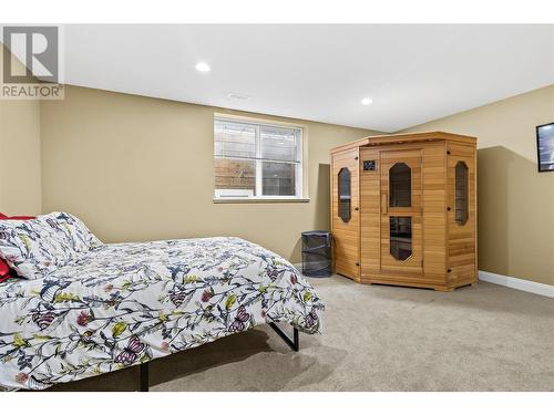 1700 24 Street Ne, Salmon Arm, BC - Indoor Photo Showing Bedroom