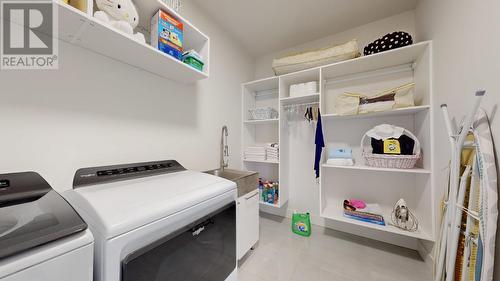 11706 Quail Ridge Place, Osoyoos, BC - Indoor Photo Showing Laundry Room