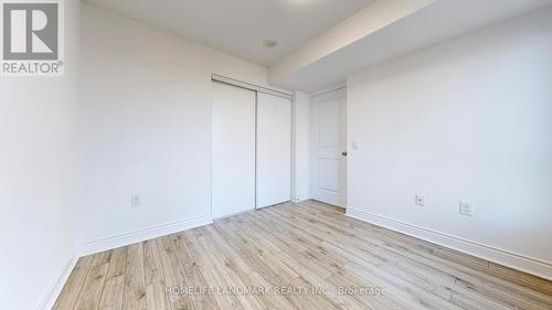 429 - 500 Doris Avenue, Toronto (Willowdale East), ON - Indoor Photo Showing Other Room