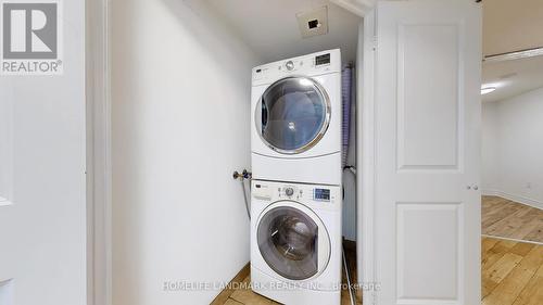 429 - 500 Doris Avenue, Toronto (Willowdale East), ON - Indoor Photo Showing Laundry Room