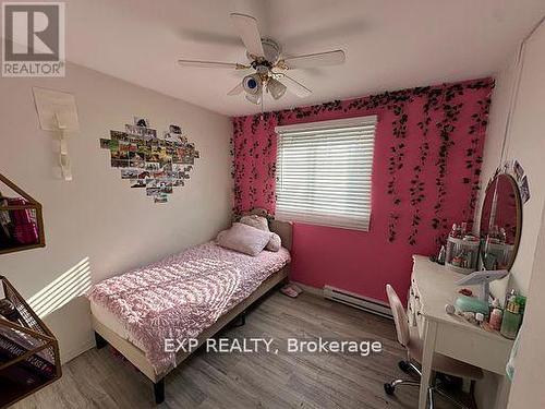 18 - 40 East Street, Georgina (Sutton & Jackson'S Point), ON - Indoor Photo Showing Bedroom