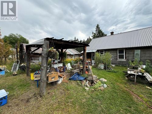 2215 Coalchute Road, Grand Forks, BC - Outdoor