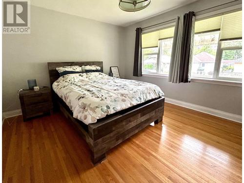 1217 Columbia  Avenue, Trail, BC - Indoor Photo Showing Bedroom