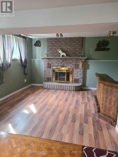 46 Ludlow Crescent, Brantford, ON - Indoor With Fireplace