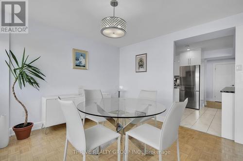 601 - 380 King Street, London, ON - Indoor Photo Showing Dining Room