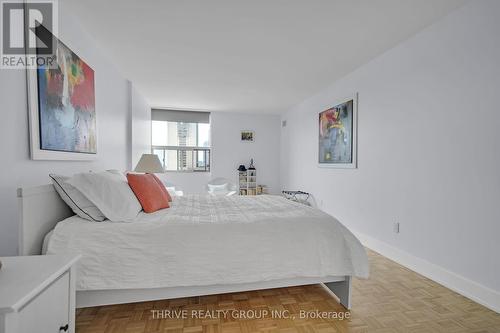 601 - 380 King Street, London, ON - Indoor Photo Showing Bedroom