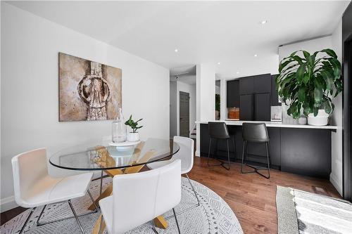 27 Claremont Drive, Hamilton, ON - Indoor Photo Showing Dining Room