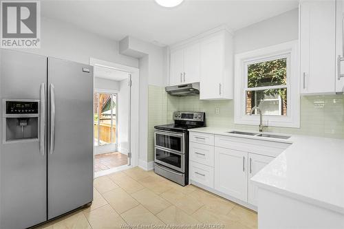 1611 Dougall, Windsor, ON - Indoor Photo Showing Kitchen With Double Sink