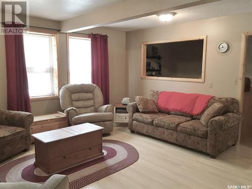 Jennings, Hudson Bay Rm No. 394, SK - Indoor Photo Showing Living Room