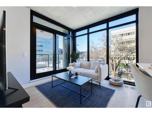 #316 11141 84 Av Nw, Edmonton, AB - Indoor Photo Showing Living Room