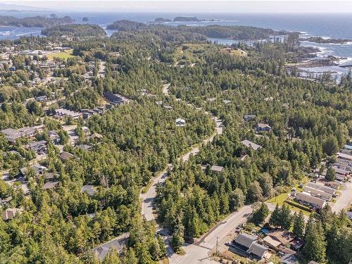 844 Rainforest Dr, Ucluelet, BC 