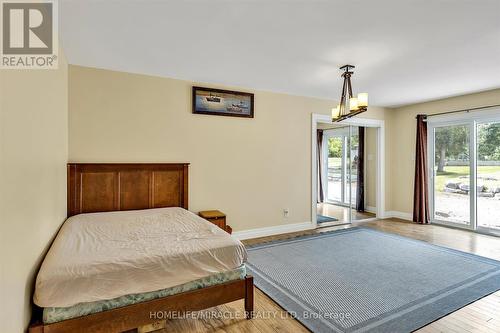 2813 Lakefield Road, Smith-Ennismore-Lakefield, ON - Indoor Photo Showing Bedroom