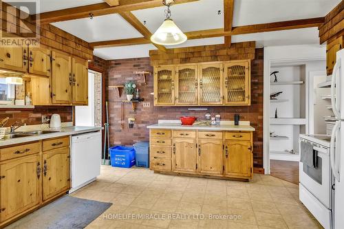 2813 Lakefield Road, Smith-Ennismore-Lakefield, ON - Indoor Photo Showing Kitchen With Double Sink