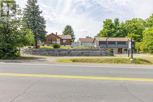 2813 Lakefield Road, Smith-Ennismore-Lakefield, ON - Outdoor With Facade