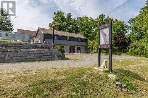 2813 Lakefield Road, Smith-Ennismore-Lakefield, ON - Outdoor