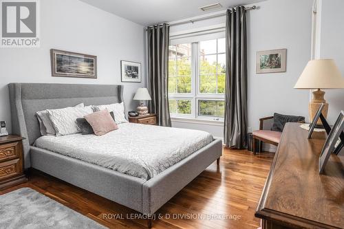 311 - 20 Burkebrook Place, Toronto (Bridle Path-Sunnybrook-York Mills), ON - Indoor Photo Showing Bedroom