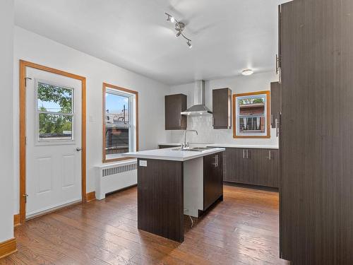 Cuisine - 6450 Boul. St-Michel, Montréal (Rosemont/La Petite-Patrie), QC - Indoor Photo Showing Kitchen With Double Sink