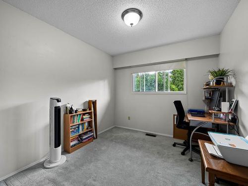 525 Blanche Street, Kamloops, BC - Indoor Photo Showing Office