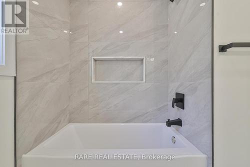 231 Crombie Street, Clarington, ON - Indoor Photo Showing Bathroom