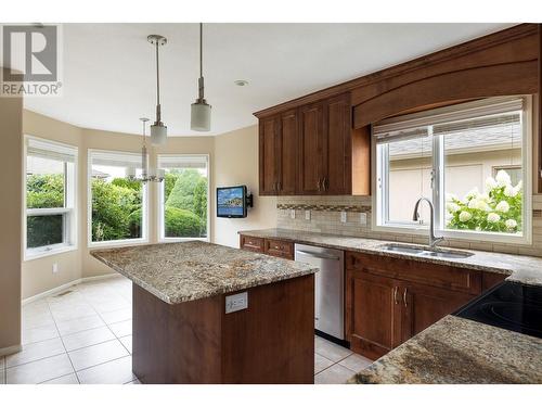 595 Yates Road Unit# 302, Kelowna, BC - Indoor Photo Showing Kitchen With Double Sink