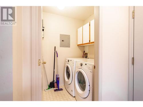 251 6 Street Se Unit# 110, Salmon Arm, BC - Indoor Photo Showing Laundry Room