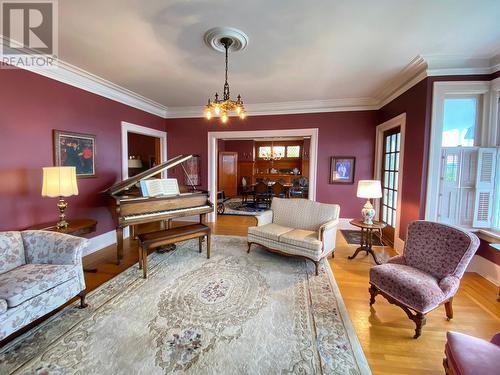 2150 Atlin Avenue, Prince Rupert, BC - Indoor Photo Showing Living Room