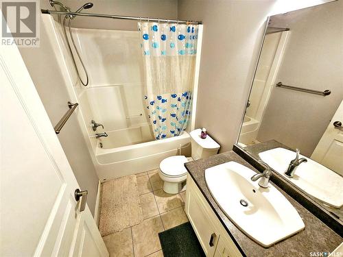 770 Sutter Crescent, Saskatoon, SK - Indoor Photo Showing Bathroom