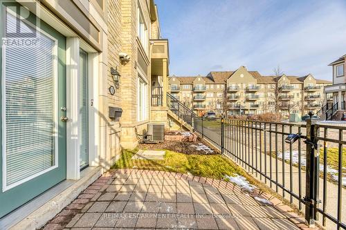 118 - 3050 Erin Centre Boulevard, Mississauga, ON - Outdoor