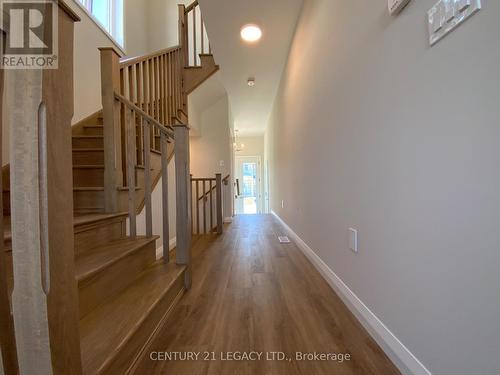 6 Cherry Blossom Heights, Hamilton (Sheldon), ON - Indoor Photo Showing Other Room