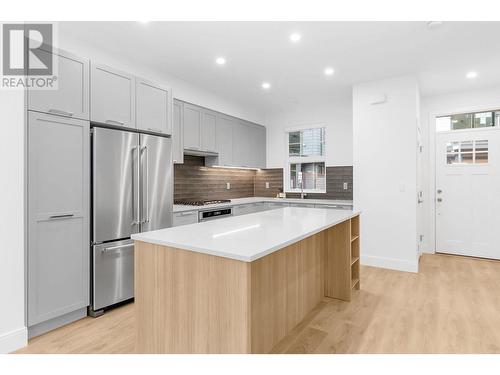 159 1310 Mitchel Street, Coquitlam, BC - Indoor Photo Showing Kitchen With Stainless Steel Kitchen With Upgraded Kitchen