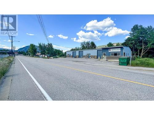 2229-2233 6Th Avenue, Castlegar, BC 