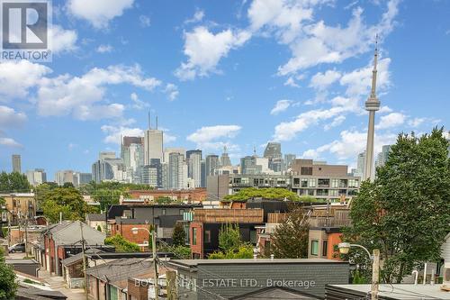 195-197 Dovercourt Road, Toronto (Trinity-Bellwoods), ON - Outdoor With View