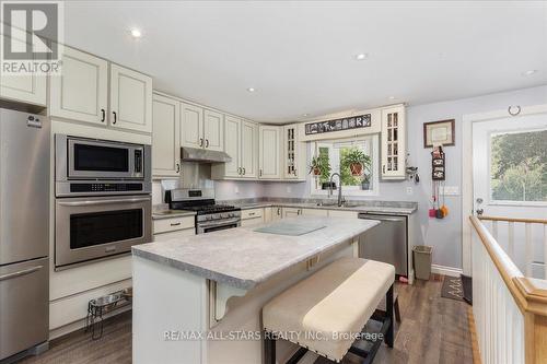 10 Crydermans Road, Georgina, ON - Indoor Photo Showing Kitchen