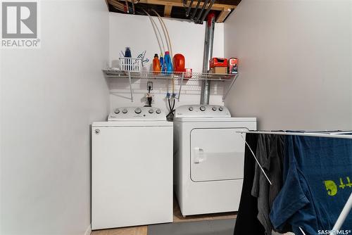 44 4500 Child Avenue, Regina, SK - Indoor Photo Showing Laundry Room