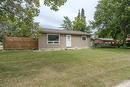 66 Minikada Bay, Winnipeg, MB  - Outdoor 