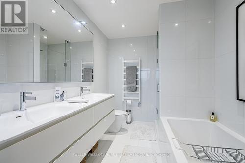 627 - 637 Lake Shore Boulevard W, Toronto (Niagara), ON - Indoor Photo Showing Bathroom