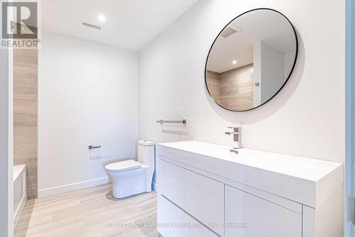 33 Coshs Road, Kawartha Lakes, ON - Indoor Photo Showing Bathroom