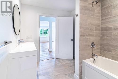 33 Coshs Road, Kawartha Lakes, ON - Indoor Photo Showing Bathroom