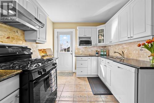 23 Westmoreland Avenue, Oshawa (O'Neill), ON - Indoor Photo Showing Kitchen With Double Sink