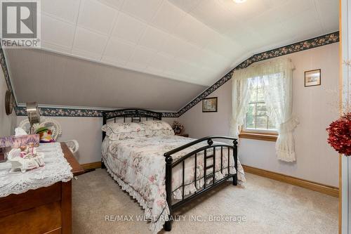 3 Simcoe Street, Caledon, ON - Indoor Photo Showing Bedroom