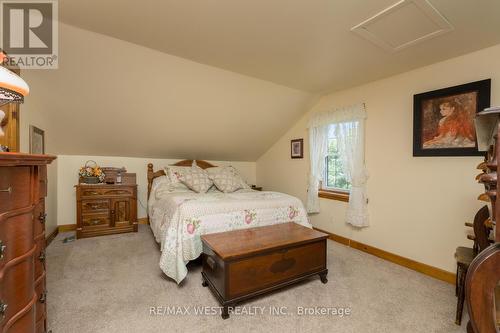 3 Simcoe Street, Caledon, ON - Indoor Photo Showing Bedroom