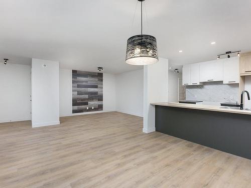 Overall view - 4-93 Rue Masson, Salaberry-De-Valleyfield, QC - Indoor Photo Showing Kitchen