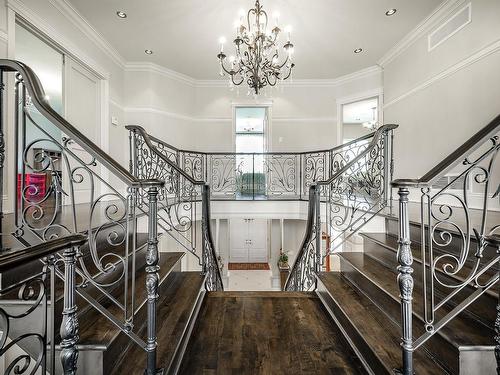 Staircase - 401 Av. Des Crécerelles, Beaconsfield, QC - Indoor Photo Showing Other Room