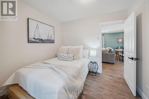 787 Churchill Lane, Georgina (Historic Lakeshore Communities), ON - Indoor Photo Showing Bedroom