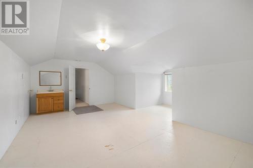 16155 Seymour Road, Crawford Bay, BC - Indoor Photo Showing Other Room