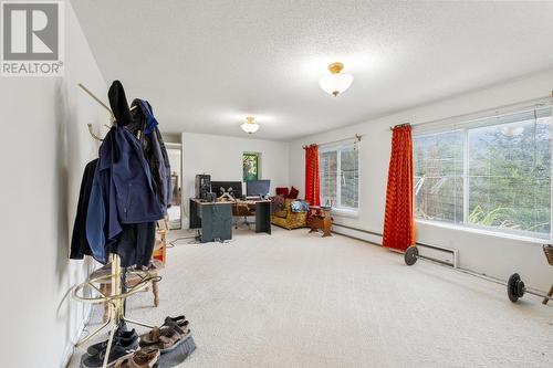 16155 Seymour Road, Crawford Bay, BC - Indoor