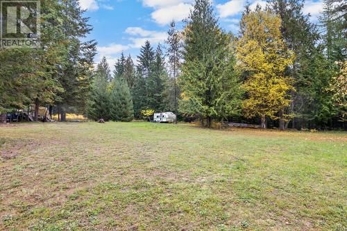 16155 Seymour Road, Crawford Bay, BC - Outdoor