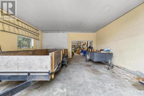 16155 Seymour Road, Crawford Bay, BC - Indoor Photo Showing Other Room