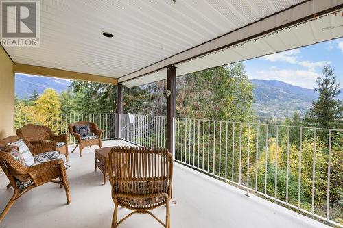 16155 Seymour Road, Crawford Bay, BC - Outdoor With Deck Patio Veranda With Exterior